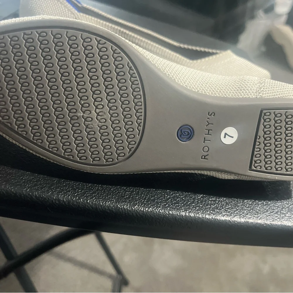 Never worn Rothy’s! - Picture 5 of 6